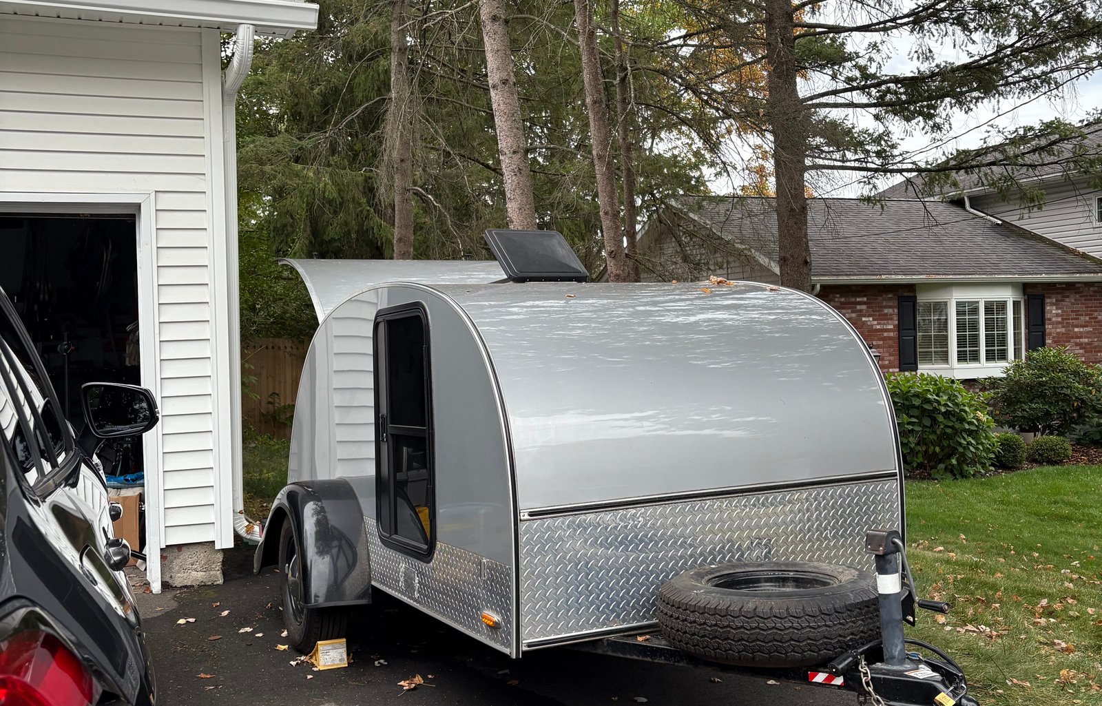 Cozy Camper for Rent- Perfect for Fall Getaways!