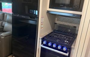 2023 Keystone RV Cougar Half-Ton 27BHS