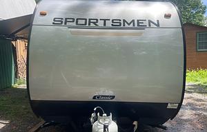 2025 KZ Sportsmen Classic 130RB Travel Trailer