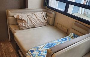 2018 THOR Motor Coach 30.3 Class A