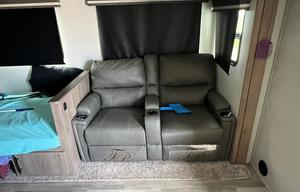 2023 Grand Design Imagine 2670MK RV rental photo 2