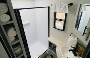 Caribou Camper - Sleeps up to 6