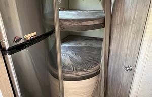 Adventure-ready RV with bunks, queen & pets!