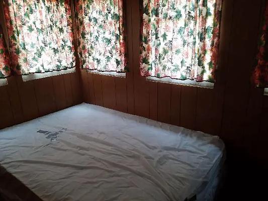 GR1, Loop: SANDSTONE CABIN