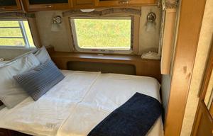 Large Camper - Vacation Ready/Full of Amenities