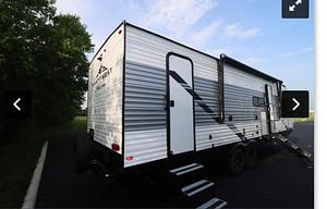 Brand New 2022 EAST AND WEST Della Terra 271BH