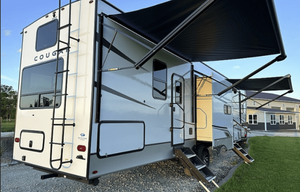 2023 Keystone RV Cougar 364BHL RV rental photo 7