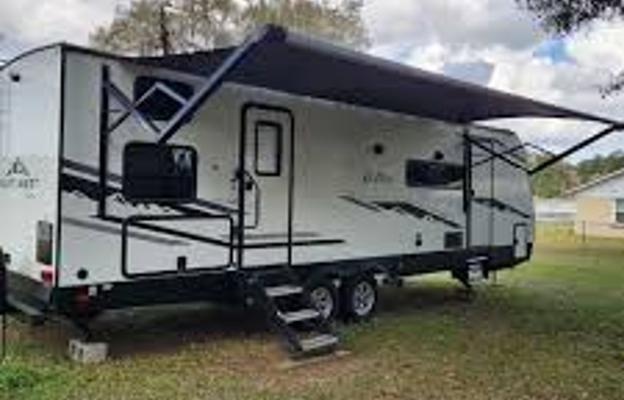 Beautiful camper very roomy