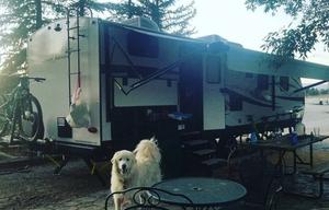 Highland Ridge Open Range Ultra Lite 31ft Sleeps 8