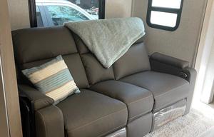 Rockwood Couples Coach w/ Outdoor Kitchen $99/wkdy