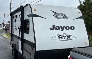 2022 Jayco Jay Flight SLX 8 242BHS RV rental photo 1