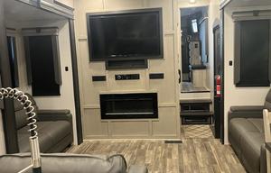2022 Keystone RV Alpine 3910RK