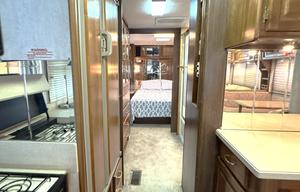 1998 National Tradewinds 7370