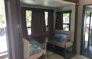 HONEST RVS – TOY Momentum Sleeps 6 fits SxS