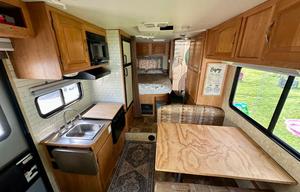 Salome - 2008 Coachman Freelander 24’