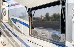 2018 Winnebago Sunstar LX 35F