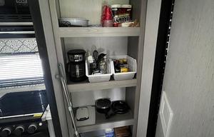 2022 Dutchmen Coleman Lantern - Sleeps 8