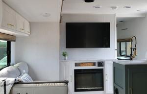 Luxury Heartland Eddie Bauer Travel Trailer
