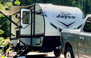 2021 Jayco Jay Feather Micro 17’