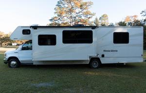Winnebago Minnie Winnie 31K