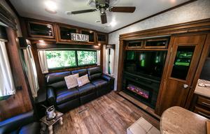 Come Glamp On Our Horse Farm!
