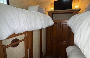 Campers 4 Glampers Coachmen 5th wheel