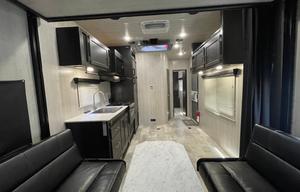 RV- Sandsport toyhauler