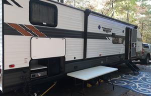 Large Family Camper with Games!