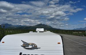 The Trailhead Lodge – Pet-Friendly Family Camper