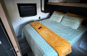2022 Keystone Springdale 303BH Family Bunkhouse