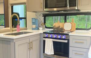 New Beautiful 2026 Alliance 5th Wheel 2 Bedrooms 1.5 Baths