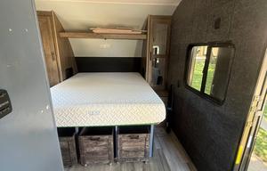 Comfy Remodeled RV -Also for sale