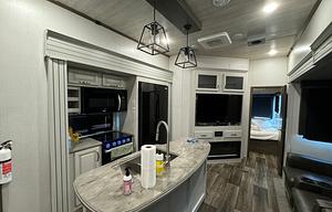 New Luxury 2 Bedroom Camper