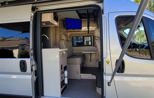 2022 Thor Motor Coach Sequence 20K