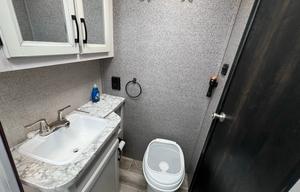 2021 Jayco Jay Feather Micro 17’