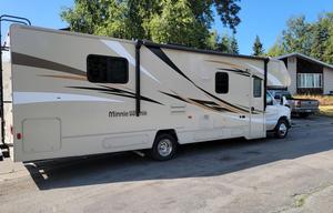 2019 Winnebago Minnie Winnie 31K