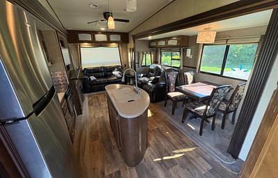 2017 Forest River RV Wildwood Heritage Glen 272RLIS RV rental photo 2