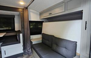 Cute & Clean Camper W/ Sleep Number in Muskegon