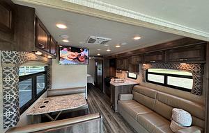 The Glamp Champ - Luxury on Wheels