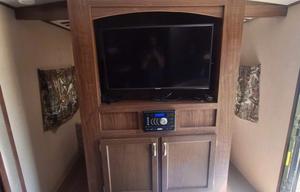 2017 Aerolite Luxury 292DBHS - UNLIMITED MILES!!