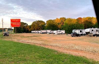 A & J's Mountain Fork RV Park