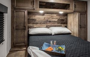 Time Off...2024 Venture RV Stratus Sport SR289VBHS