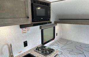 2027 Sunlite 13BH LTD Sleeps 4 RV rental photo 11