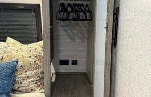 Spacious GLAMPING in “Big Gem”