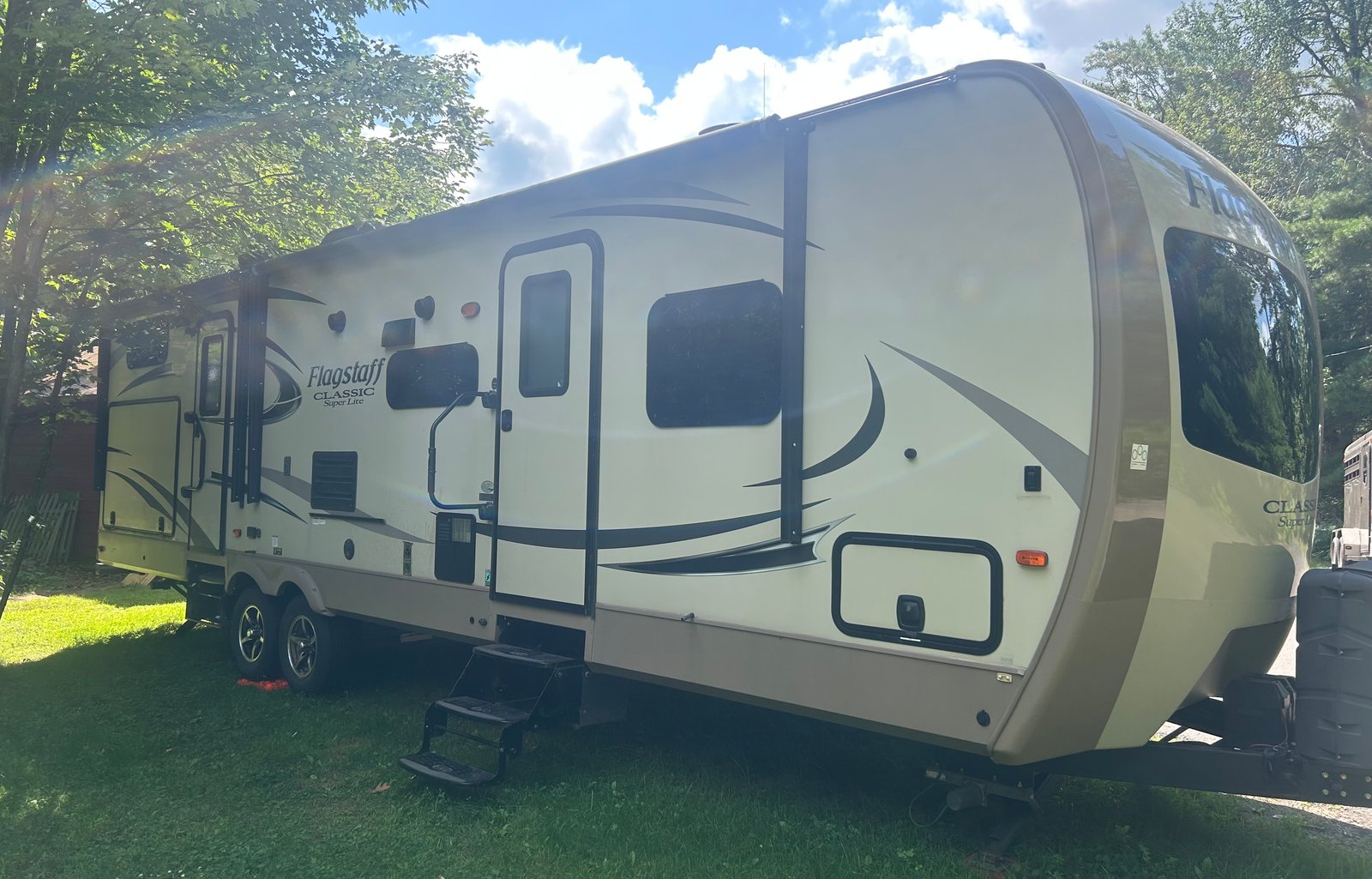 2017 Forest River Rv Flagstaff Classic Super Lite 831BHDS