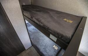 2017 Coachmen RV coleman Lantern 2017 RV rental photo 4