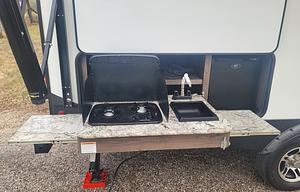 Couples Dream! 2019 Keystone Passport with extras!