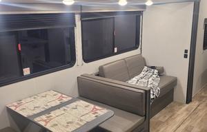 Adventurous 2023 Keystone Hideout: Sleeps 8
