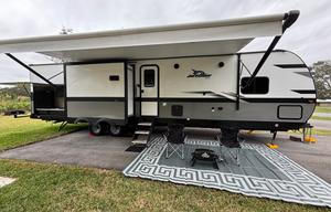 Jayco Jay Flight with Private Bunkroom T3