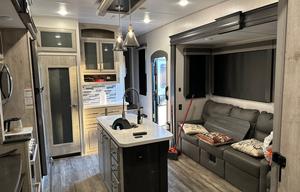 2022 Keystone RV Avalanche 378BH